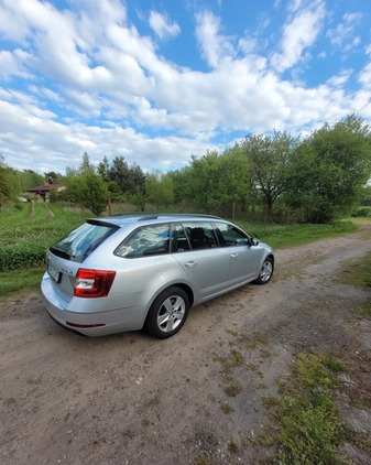 Skoda Octavia cena 46900 przebieg: 175000, rok produkcji 2018 z Mosina małe 191